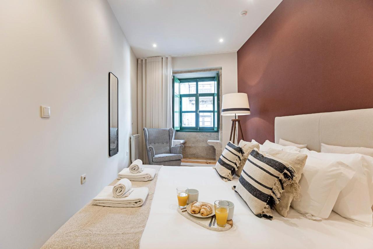Brand New 4Br W/ 200Yrs Of History In Central Porto By Lovelystay Esterno foto